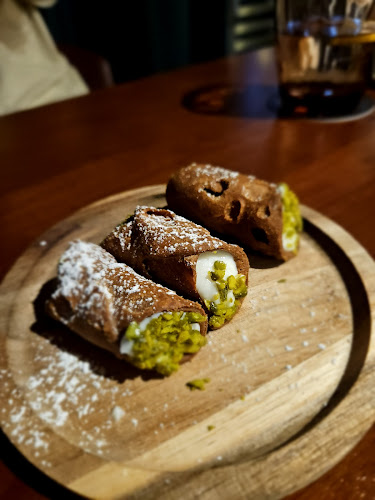 139 E Coast Rd, #01-01, Singapore 428829