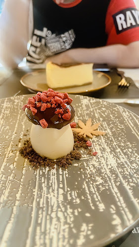 78 Airport Blvd., #02-216 Jewel Singapore Changi Airport, Singapore 819666