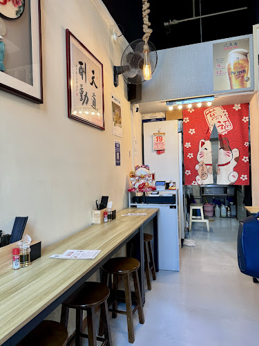 Comentarii opinii despre Liu Lang Mian Noodle Bar