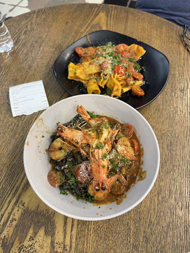 3752 Bukit Merah Central, Singapore 159848