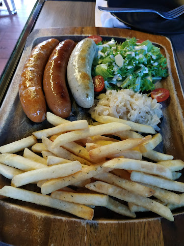 Charlie's Corner - Hospitality and gastronomy