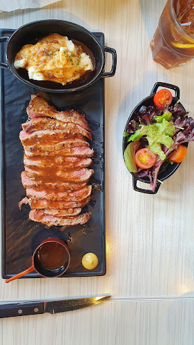 5 Senses Bistro The Star Vista - Hospitality and gastronomy