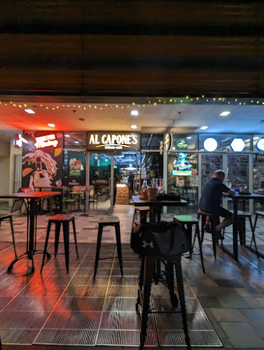 Opinii despre Al Capone's NEWest Mall în Singapore - Hospitality and gastronomy