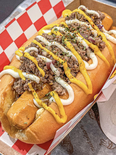 Lecker hotdog - Hospitality and gastronomy