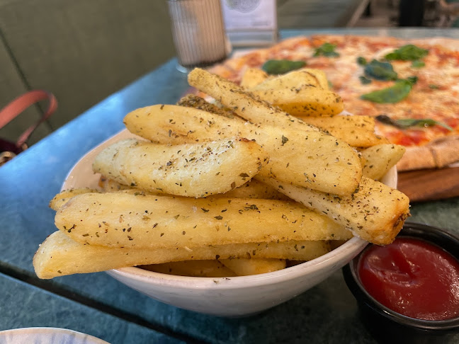 Opinii despre Pano Kato Grill, Pizza & Deli în Singapore - Hospitality and gastronomy