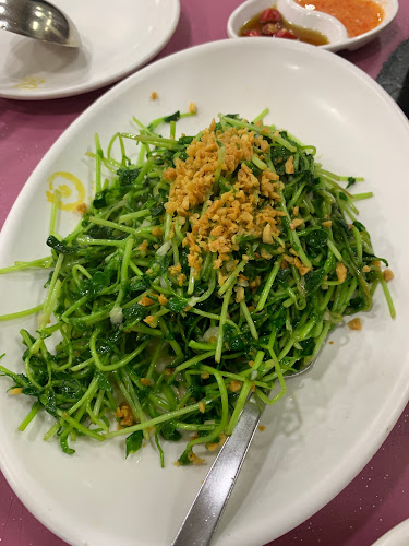 Queen of Wok - Hospitality and gastronomy