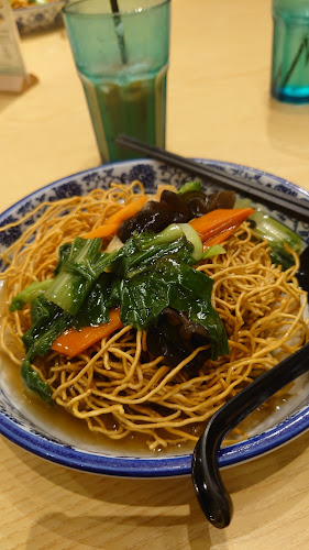 10 Sinaran Drive #B1-105/106/129 Square 2, Singapore 307506