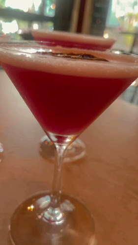 Opinii despre 1 Tyrwhitt Bistro Bar în Singapore - Hospitality and gastronomy