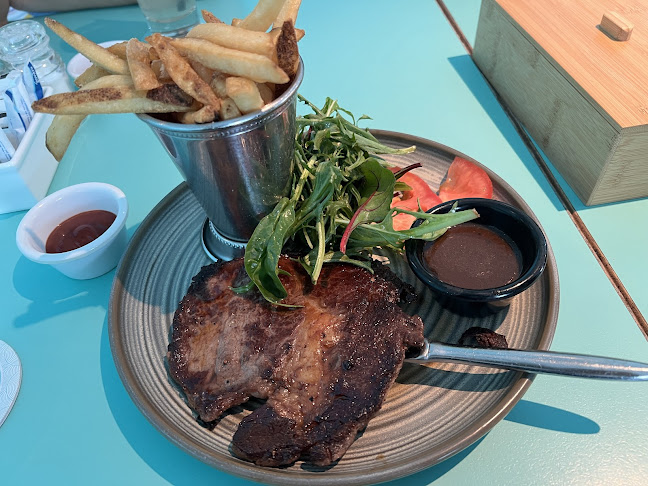 Privé @ Keppel Bay - Hospitality and gastronomy