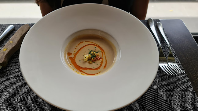 2 Stamford Rd, Level 3 Swissotel The Stamford, Singapore 178882