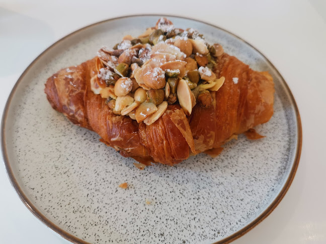 2 Kovan Rd, #01-10 Simon Plaza, Singapore 548008