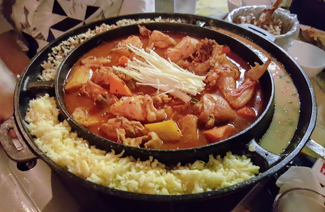 Chicken Up Korean Restaurant - Hospitality and gastronomy