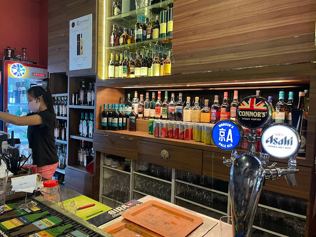 Grapevine Cafe Bar & Restaurant - Singapore