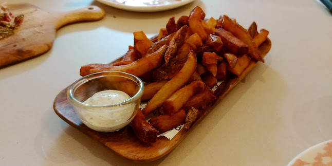 Opinii despre MERCI MARCEL TIONG BAHRU în Singapore - Hospitality and gastronomy