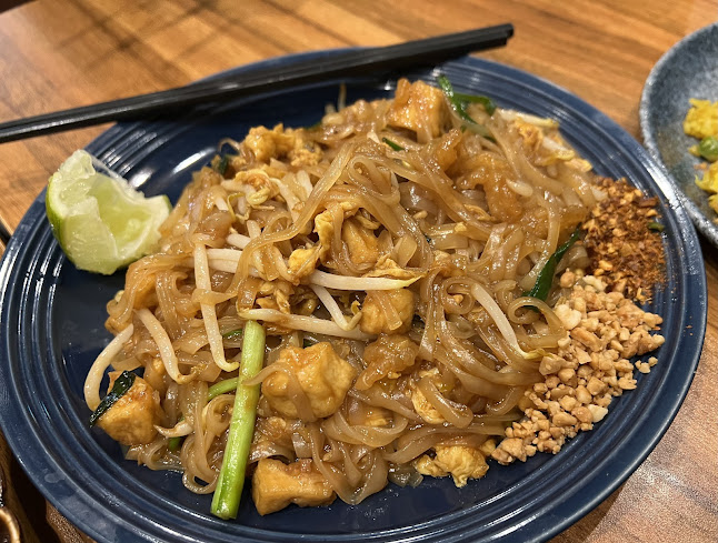 533 Choa Chu Kang Street 51, #01-18, Singapore 680533