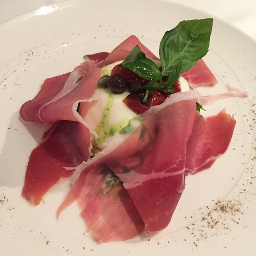 Comentarii opinii despre Etna Italian Restaurant (Duxton)