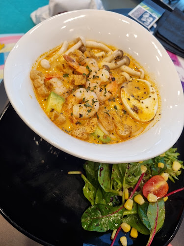 Olulu Palette + Palate (Matrix) - Singapore