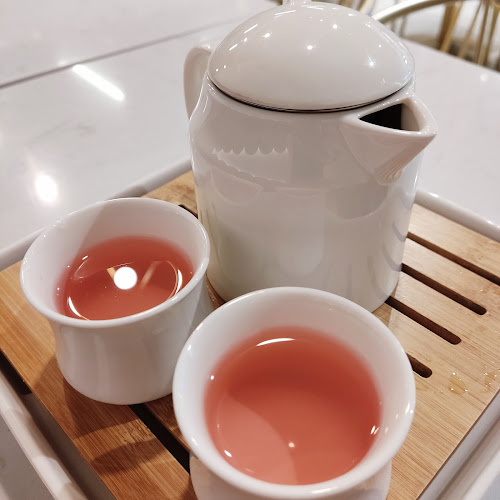 Overscoop (Orchard Central): Freshly Made Waffles - Singapore