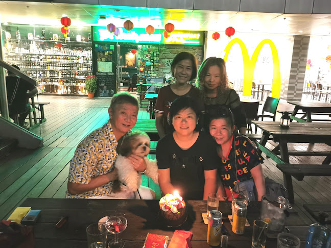 Brauhaus Restaurant & Pub - Hospitality and gastronomy