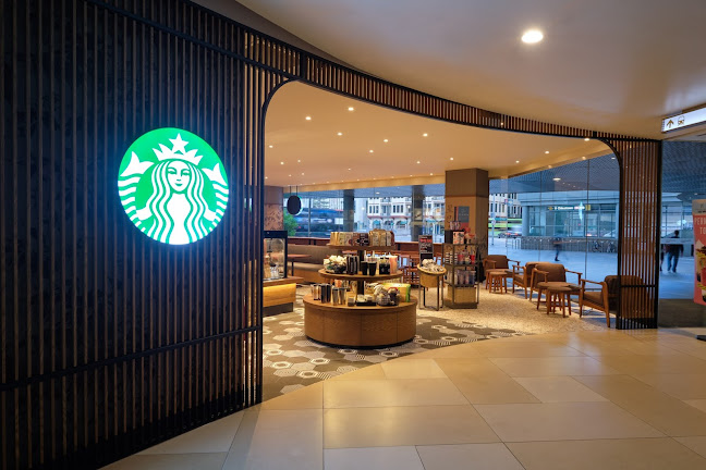 Starbucks Chinatown Point