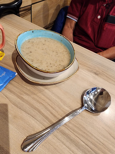 Comentarii opinii despre Hot Tomato Bistro