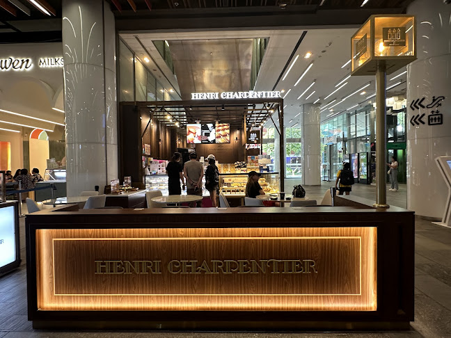 Henri Charpentier - Hospitality and gastronomy