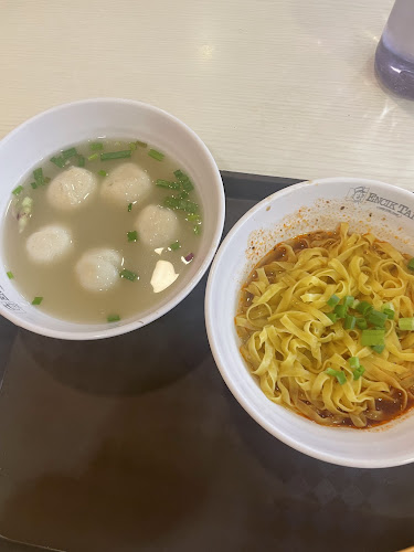 #01-32 Kallang Wave Mall, 1 Stadium Pl, Singapore 397628