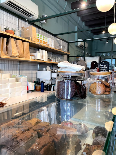 Mother Dough Bakery - Hospitality and gastronomy