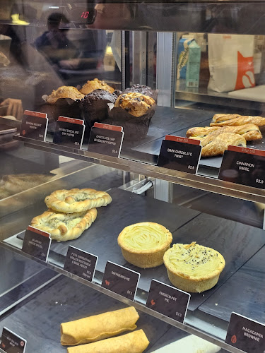 TOMORO COFFEE (Novena Square 2)