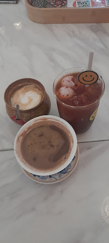 LE PETIT EMPIRE Designer Cakes (by RALOVS Group) - Hospitality and gastronomy