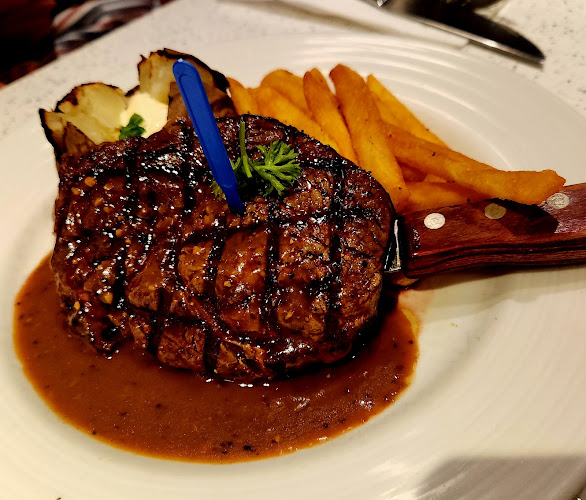 iSTEAKS @ Star Vista - Hospitality and gastronomy