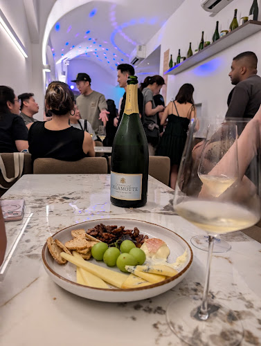 Convivial Champagne Bar - Singapore