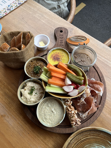 Loulou - French Cuisine & Wine Bar