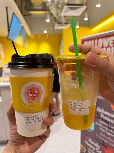 Cafe BomBom - Singapore