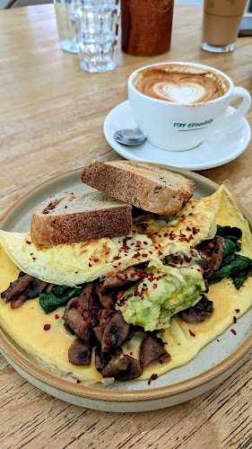 Opinii despre The Food Peeps Coffee and Deli în Singapore - Hospitality and gastronomy