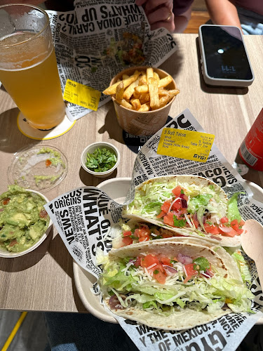 Guzman y Gomez - The Rail Mall - Hospitality and gastronomy