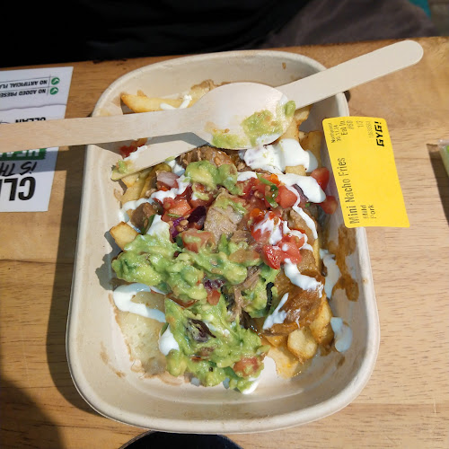 1 North Point Dr, #01 - 176 / 177 / 178 Northpoint City, Singapore 769019