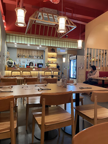 231 Lavender St., Singapore 338779