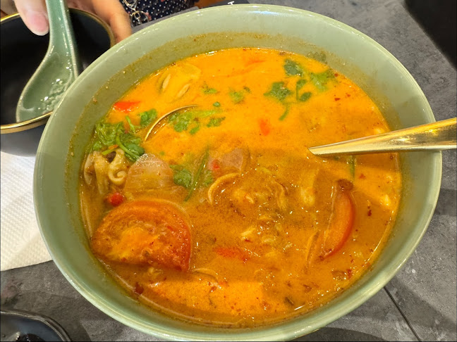 Nampla. - Hospitality and gastronomy