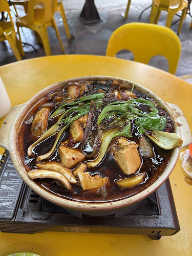 Qi Xiang Chicken Pot - Singapore