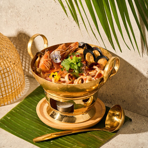 76 Telok Ayer St, #01-02, Singapore 048464