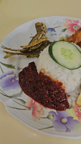 Latiffa Huri - Famous Nasi Lemak