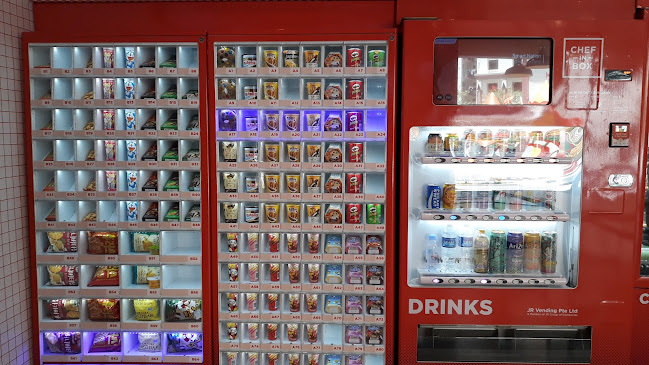 Chef In Box Vendcafé @ 136 Rivervale St - Hospitality and gastronomy