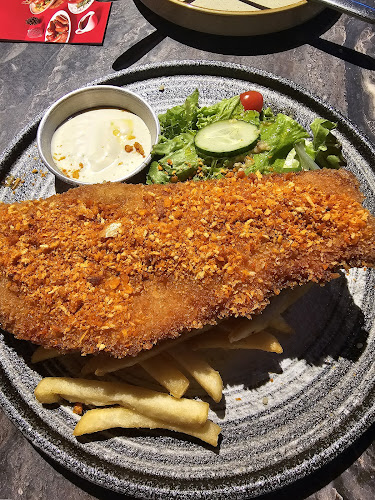 20 Mandai Lake Rd, #02-10 Bird Paradise, Singapore 729825