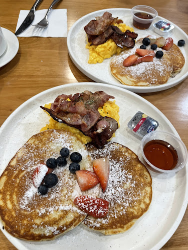 681 Punggol Dr., #01-06 Oasis Terraces, Singapore 820681