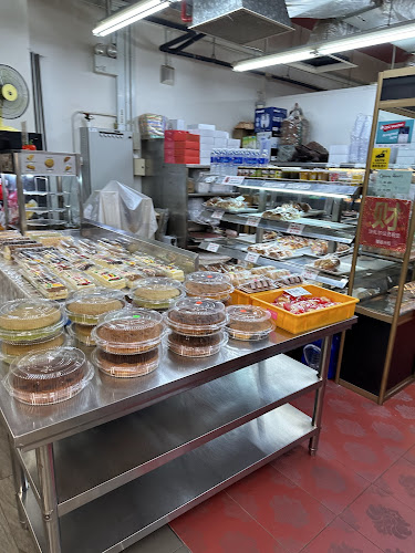 Queen House Confectionery - Hospitality and gastronomy