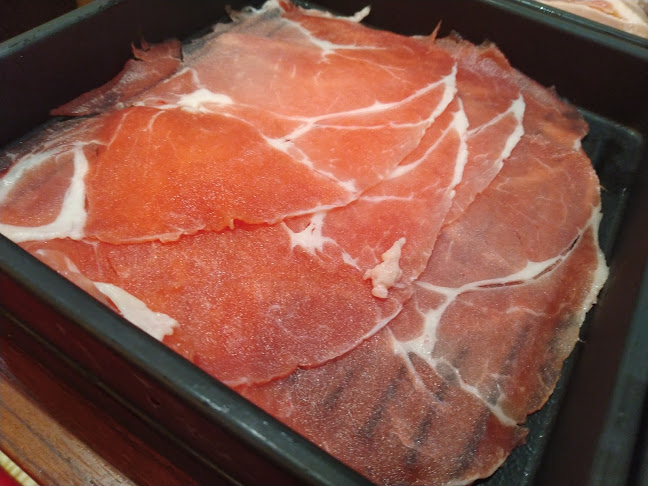 #01-35 Kallang Wave Mall, 1 Stadium Pl, 397628