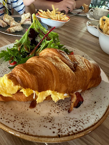 Comentarii opinii despre Canopy HortPark