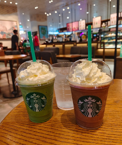 Opinii despre Starbucks Ang Mo Kio Hub în Singapore - Hospitality and gastronomy