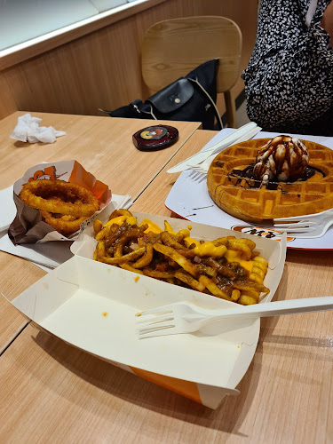 Opinii despre A&W Jewel Changi Airport în Singapore - Hospitality and gastronomy